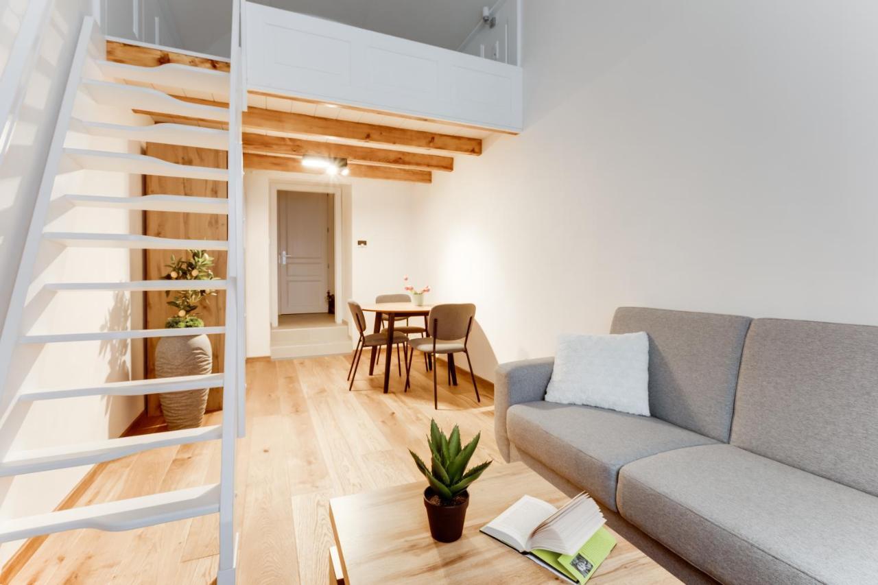 Dream Duplex On Riverside Praag Buitenkant foto